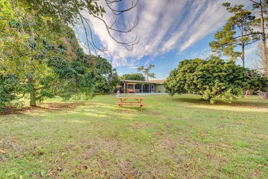 Ananda Farmhouse And Retreat. Lake Worth Beach Extérieur photo