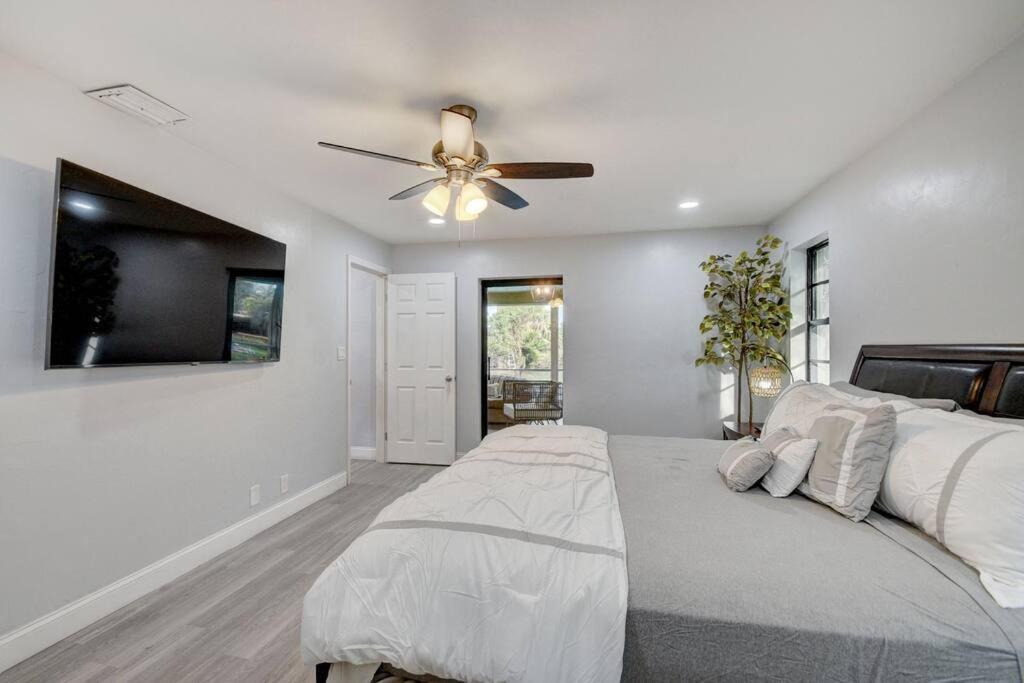 Ananda Farmhouse And Retreat. Lake Worth Beach Extérieur photo