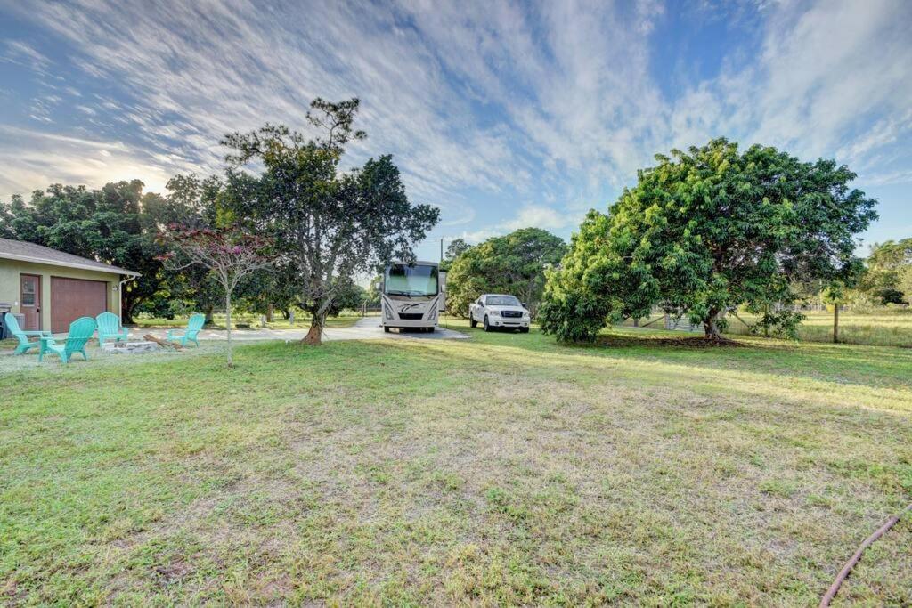 Ananda Farmhouse And Retreat. Lake Worth Beach Extérieur photo